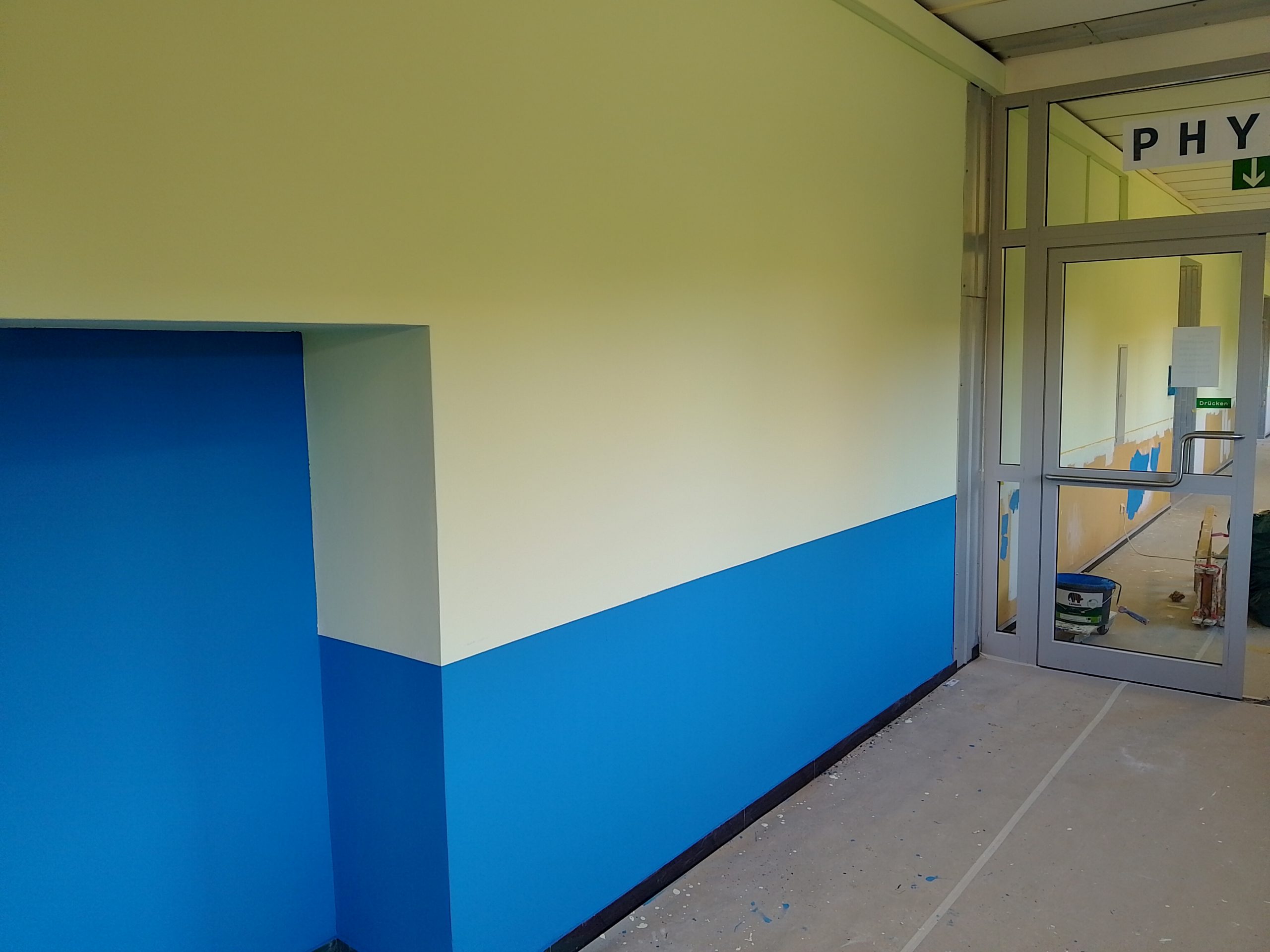 Malerarbeiten Schule nachher